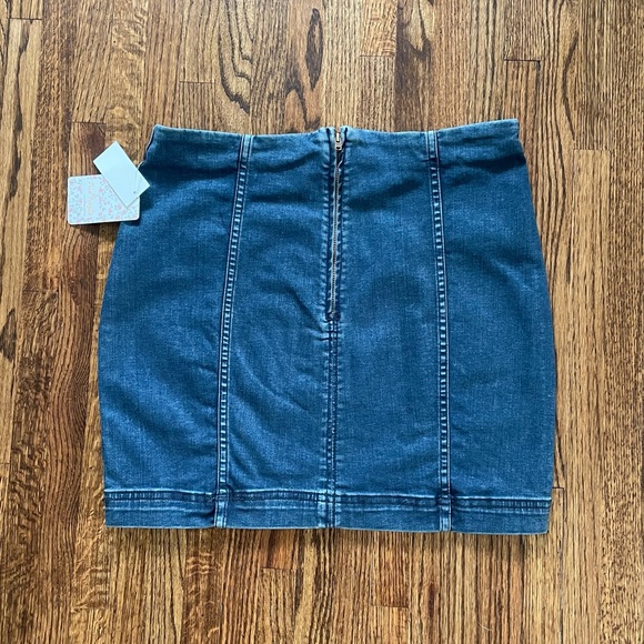 Free People Modern Femme Denim Mini Skirt NWT - Picture 5 of 6